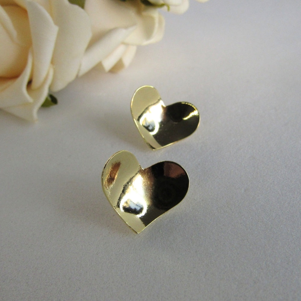 Brinco Coração Oval Banhado em Ouro 18k