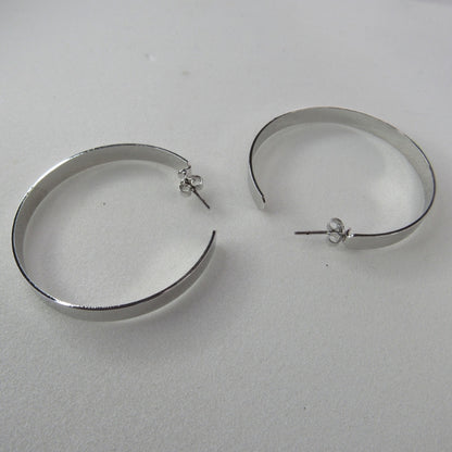 Brinco Argola Grande Grossa Clássica Banhado em Ródio Branco