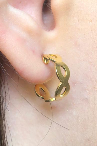 Brinco Argolinha com Vazados Ovais Banhado em Ouro 18k