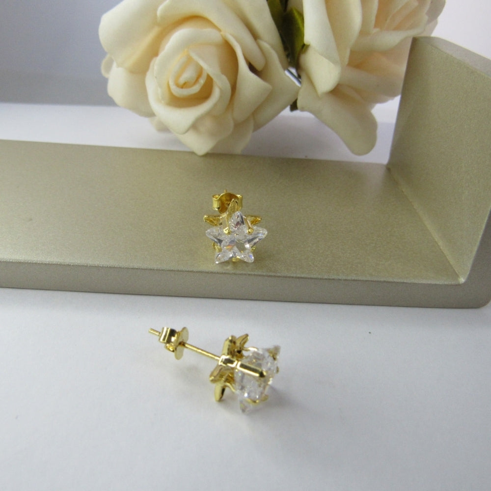 Brinco Estrela Grande com Zircônia Banhado em Ouro 18k