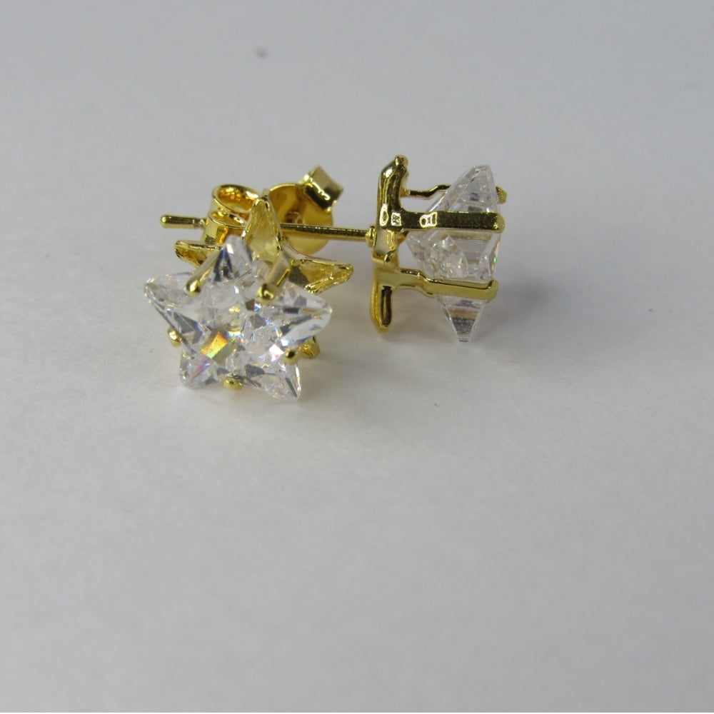 Brinco Estrela Grande com Zircônia Banhado em Ouro 18k